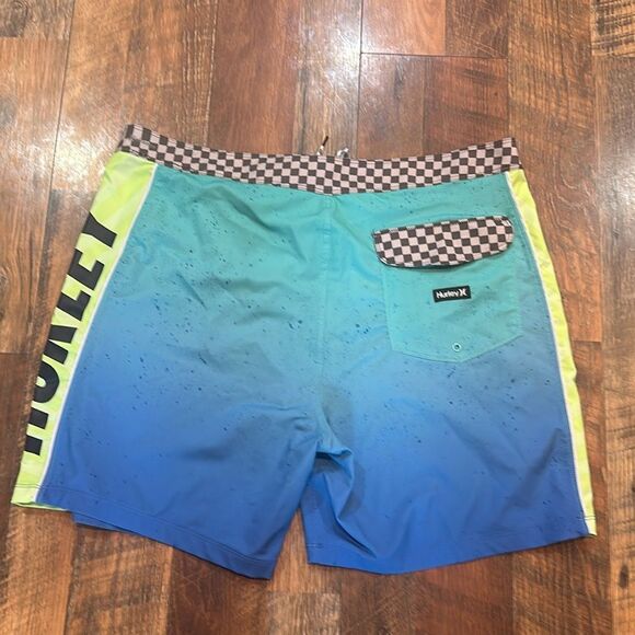 Hurley Board shorts 38 (3100) - Picture 3 of 4